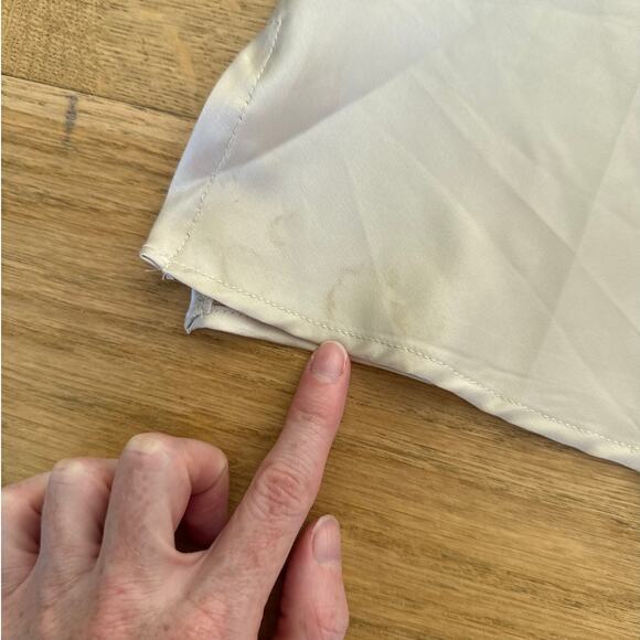 Rumours - Pretty Woman Silk Skirt Set in Ivory Metallic - Picture 2 of 7